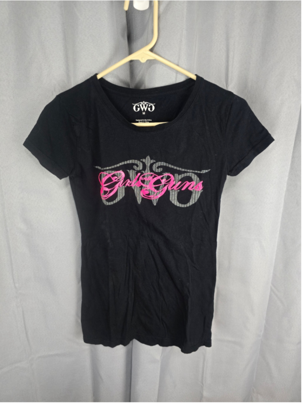 Women's GWG Graphic Tee Black Pink Size M